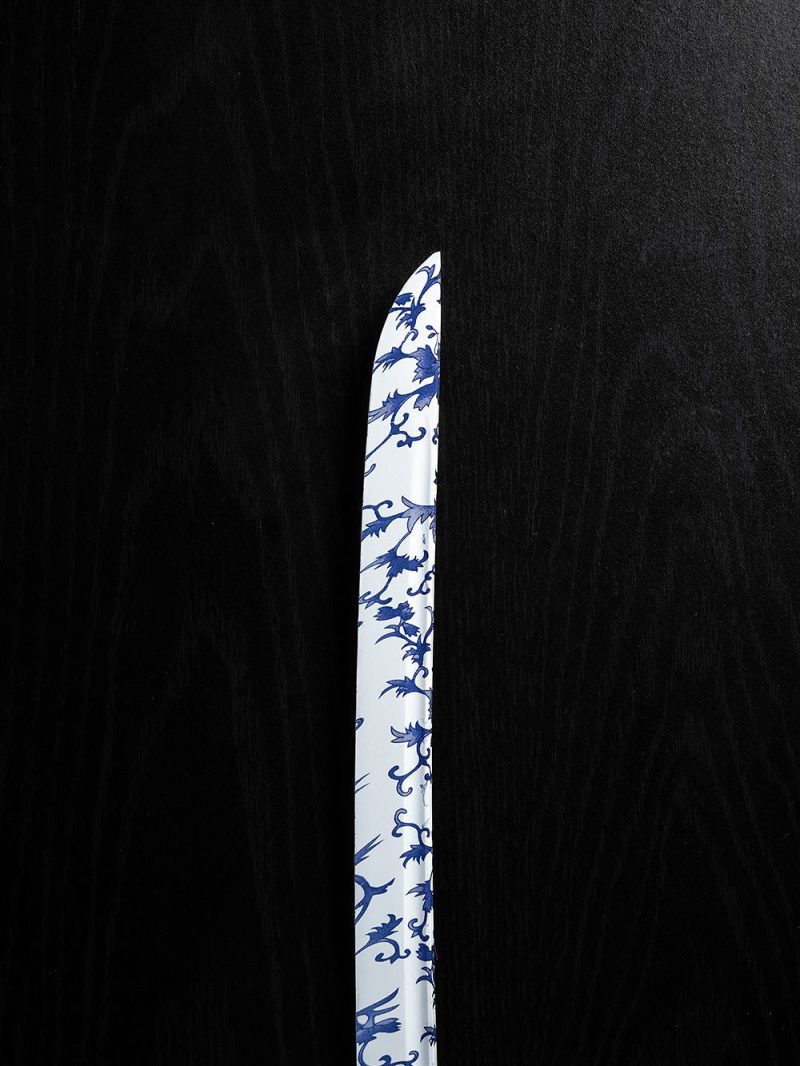 BlueandWhitePorcelainBLADE